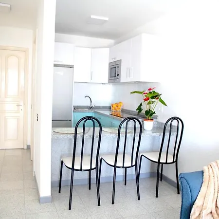 Apartament Paseo Miramar - 2 *
